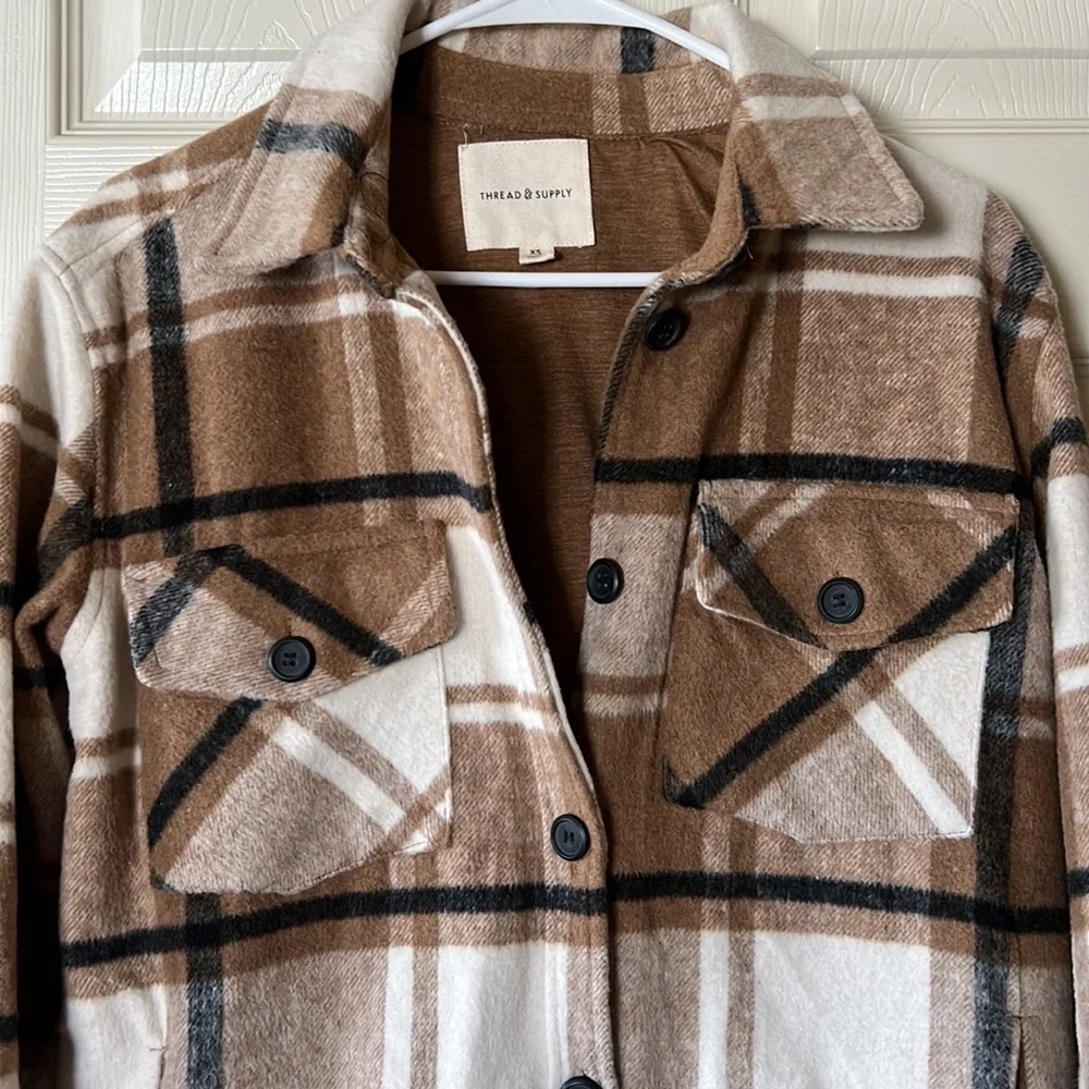 Plaid Jacket - Picture 4 of 9